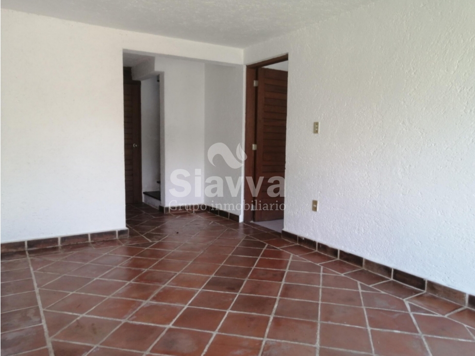 CASA EN VENTA CERCANA AL MALECON DE VALLE DE BRAVO — foto 5