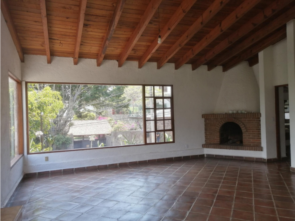 CASA EN VENTA CERCANA AL MALECON DE VALLE DE BRAVO - 3