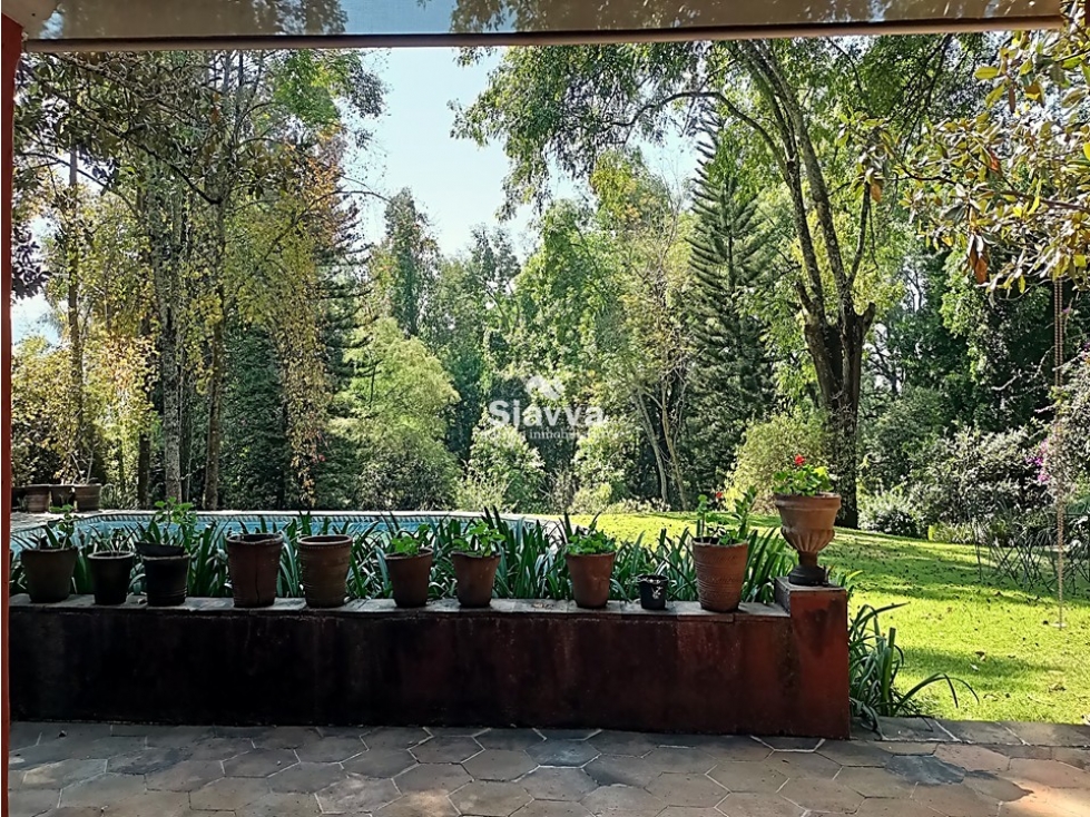 CASA EN VENTA EN VALLE DE BRAVO