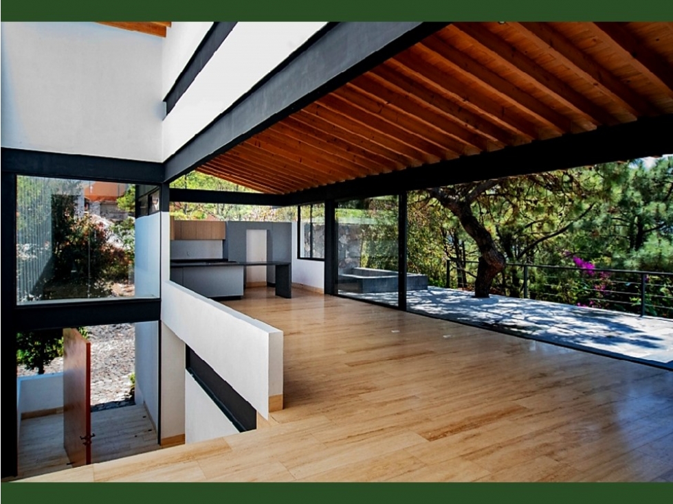 RESIDENCIA EN VENTA || CONCEPTO MODERNO || VALLE DE BRAVO — foto 2