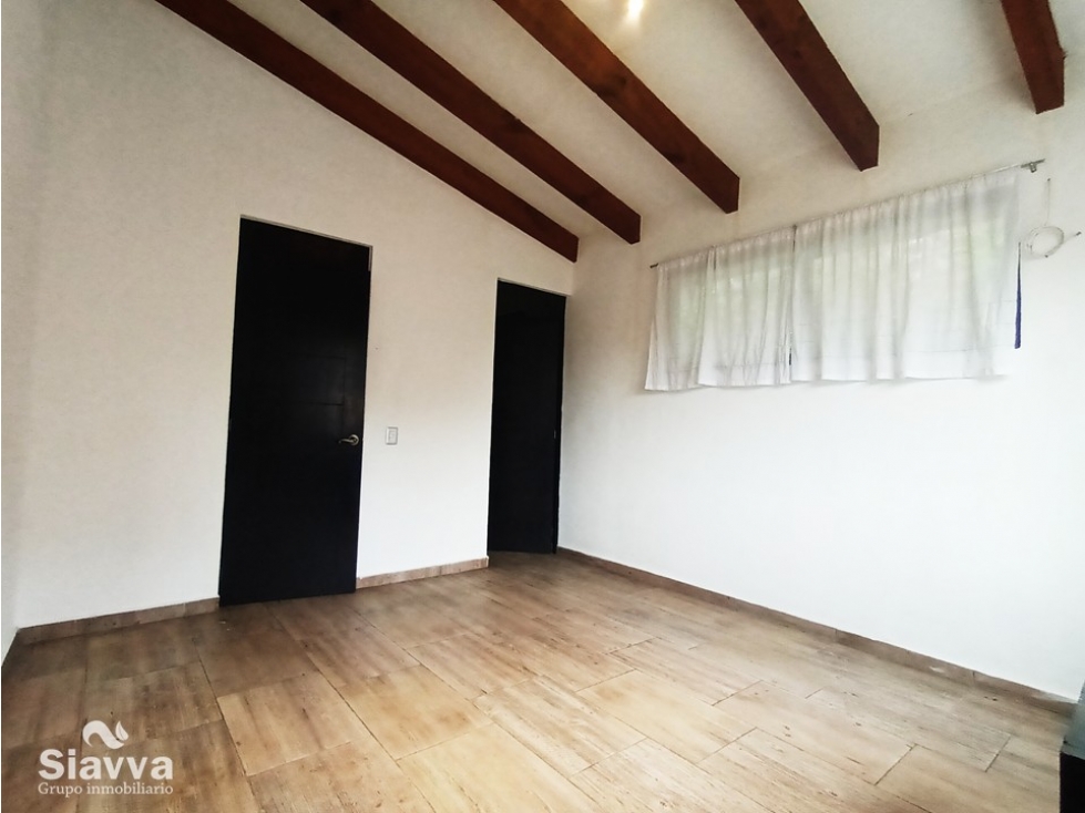 CASA EN VENTA Y RENTA || VALLE DE BRAVO || 3 RECÁMARAS - 1