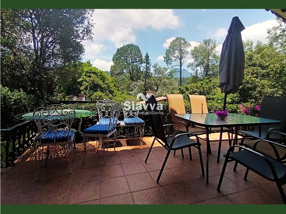 CASA EN VENTA || PARA REMODELAR || CLUB DE GOLF, AVÁNDARO - 3