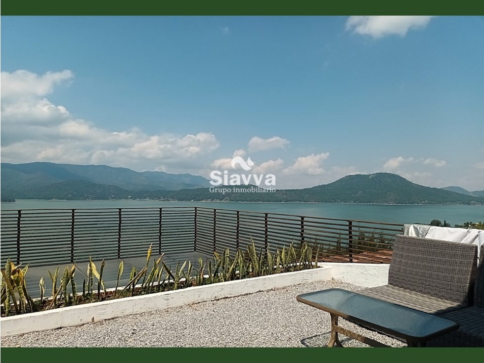 CASA EN RENTA || MOBILIARIO INCLUIDO || LA PEÑA, VALLE DE BRAVO — foto 4