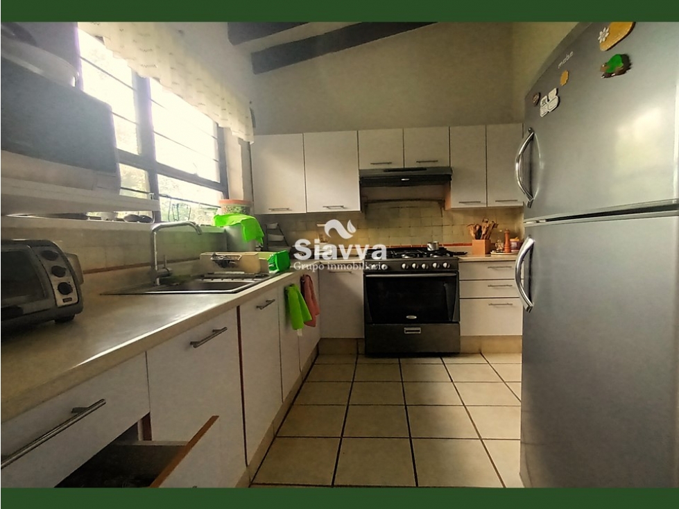 CASA EN VENTA || PARA REMODELAR || CLUB DE GOLF, AVÁNDARO - 4