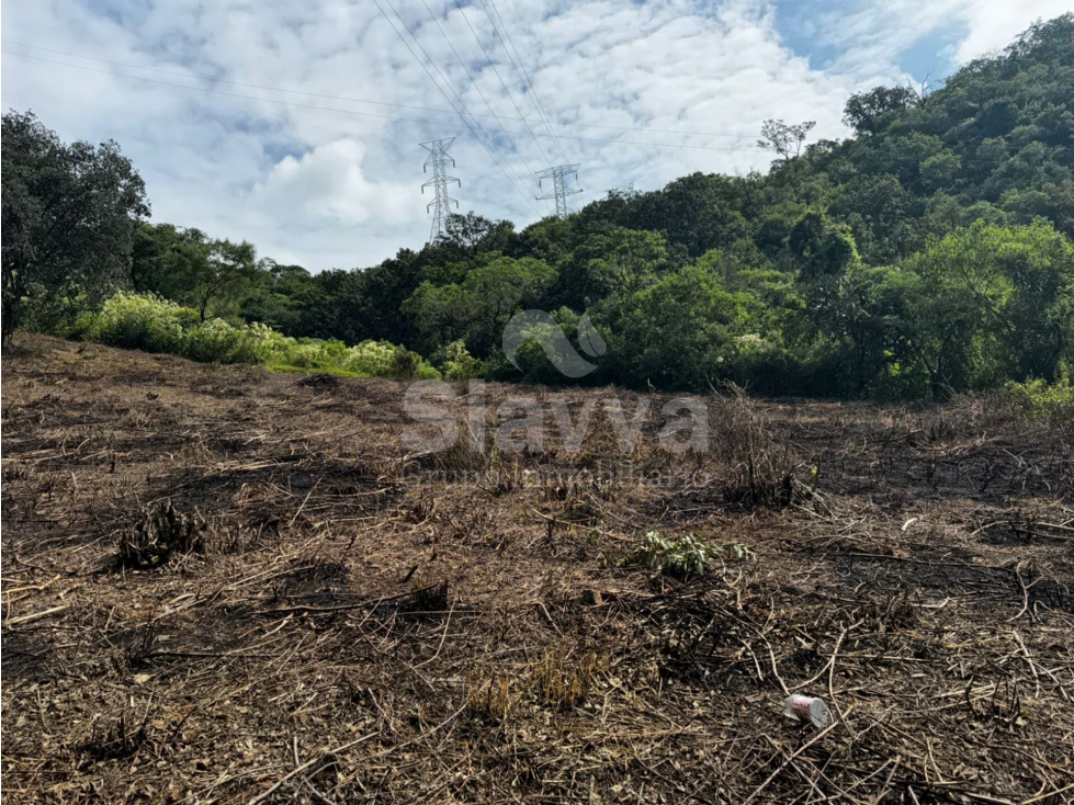 TERRENO CON VISTA PARCIAL AL LAGO EN SAN GASPAR - 4