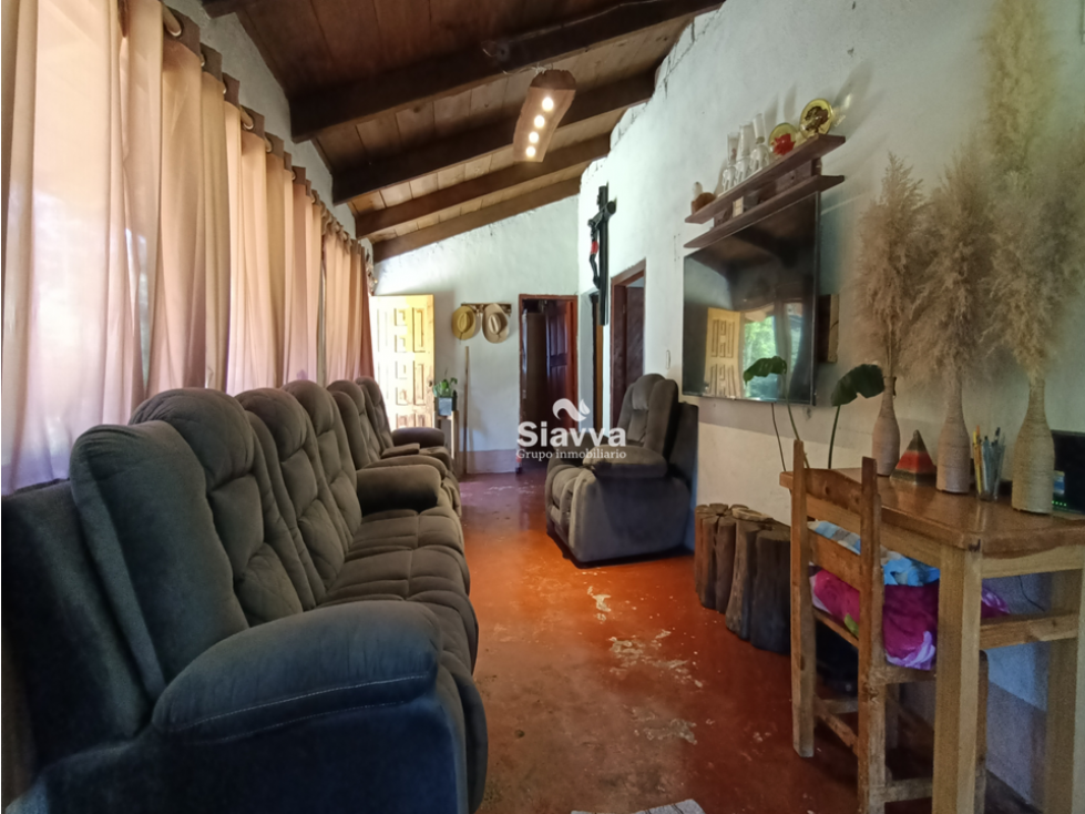 CASA EN RENTA EN LOS SAUCOS — foto 3