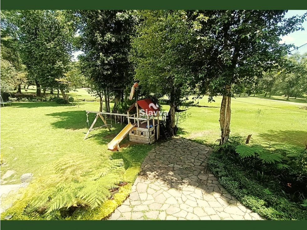 Casa en venta, Avándaro, Valle de Bravo