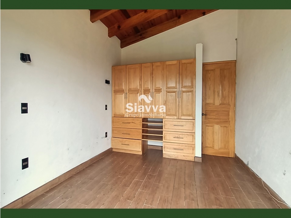 CASA EN RENTA || LAS JOYAS || SIN MOBILIARIO - 6