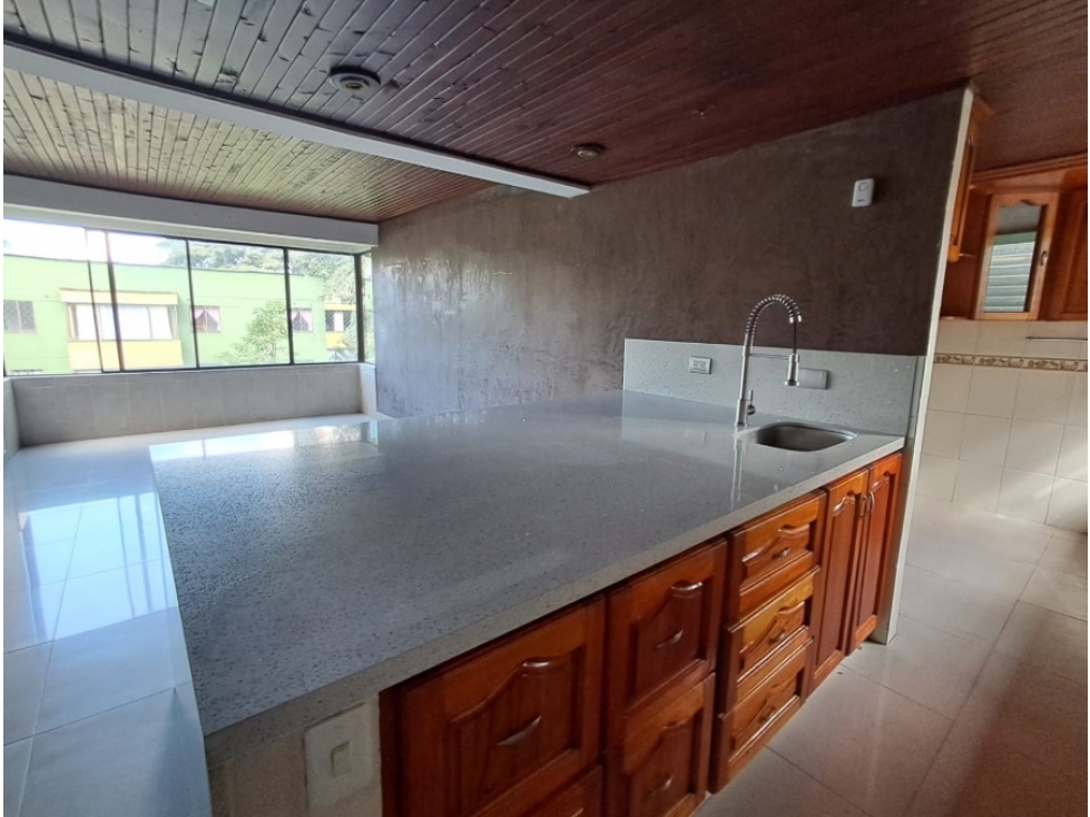 LA MOTA — foto 3