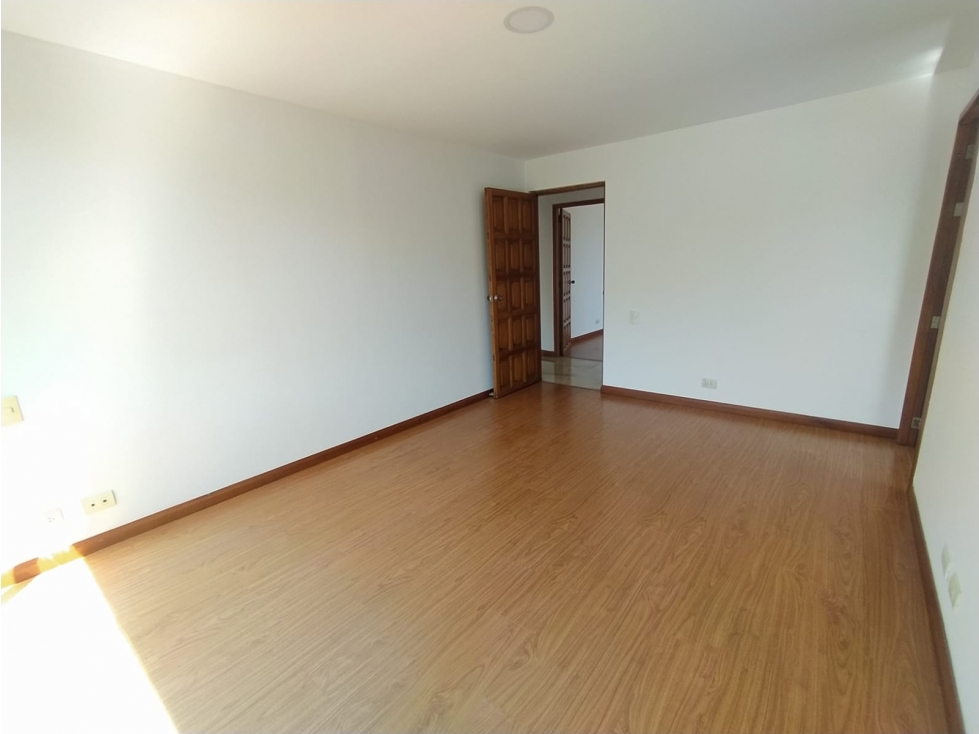 APARTAMENTO PISO ALTO SECTOR LA TOMATERA — foto 6