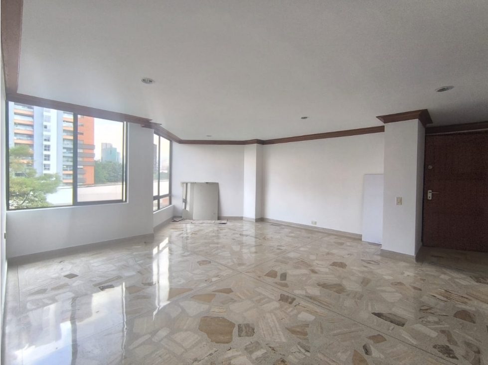Apartamento ubicación estratégica sector Santa Maria de los Ángeles