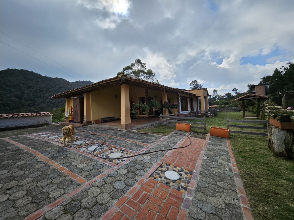 CASA EN ALTO DE LAS PALMAS - 3