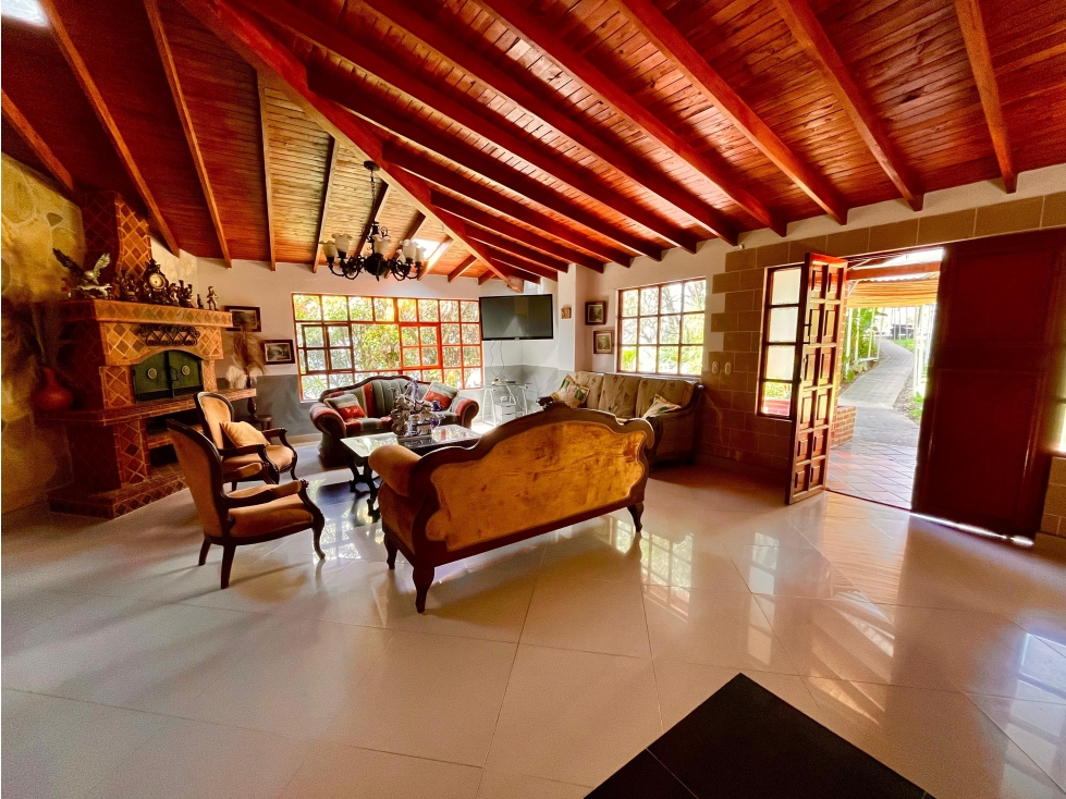 FINCA EN GIRARDOTA CERCA DE COCOROLLO — foto 5
