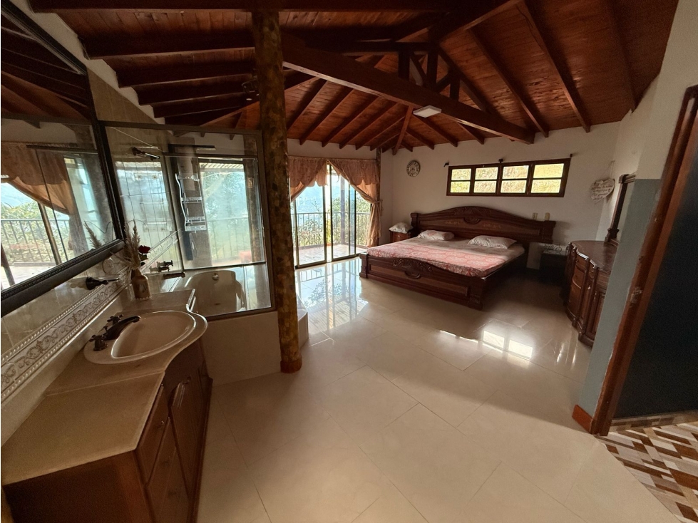 FINCA EN GIRARDOTA CERCA DE COCOROLLO — foto 4