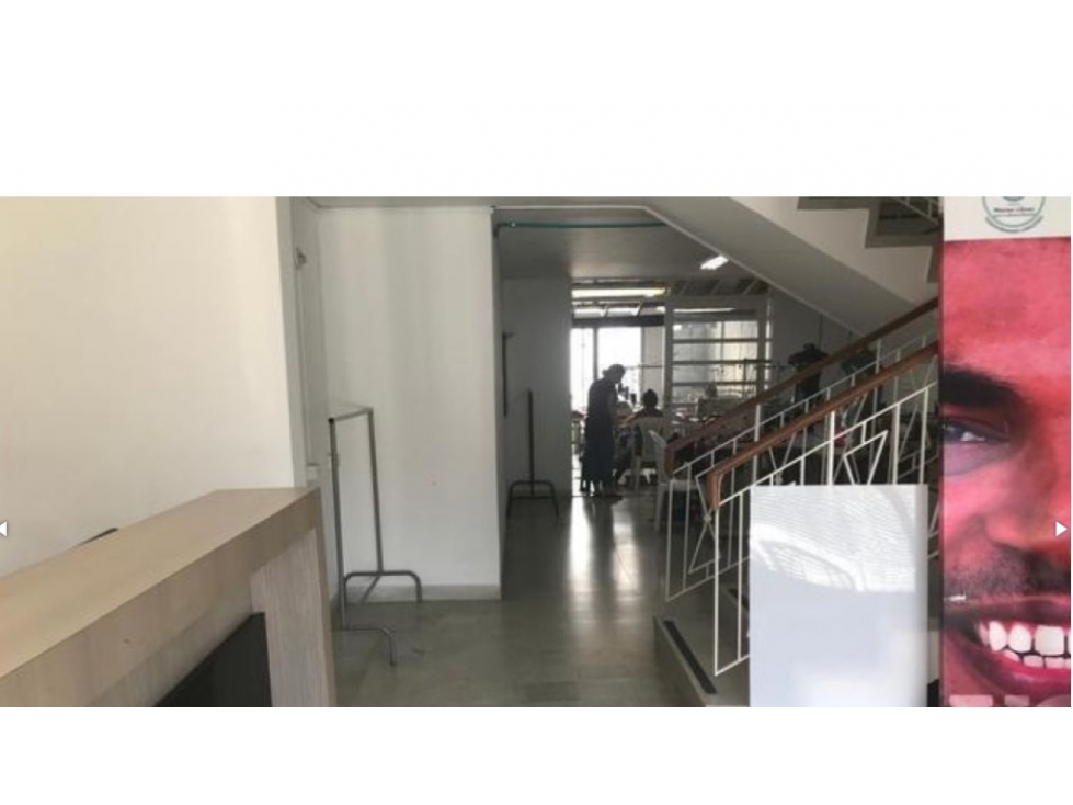 CASA LOTE SECTOR LAURELES ESTADIO DOS NIVELES — foto 4