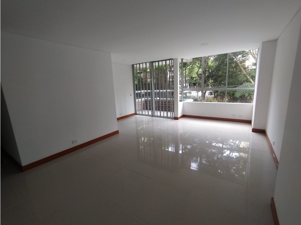 Amplio apartamento en Envigado - Sao Paulo