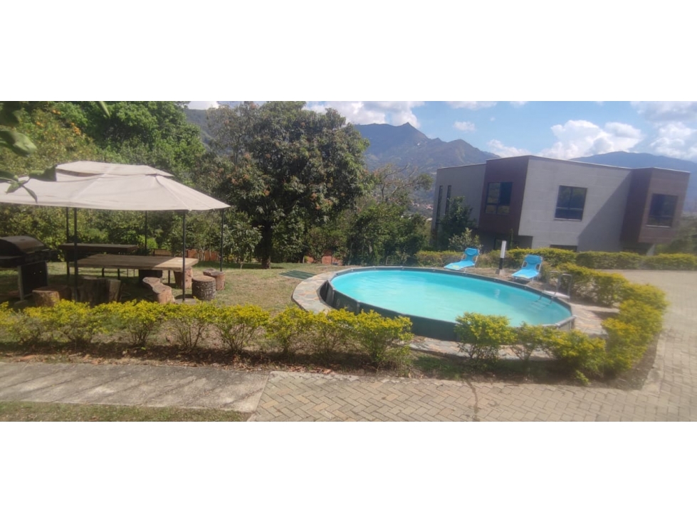 FINCA EN COPACABANA SECTOR SAN JUAN — foto 2