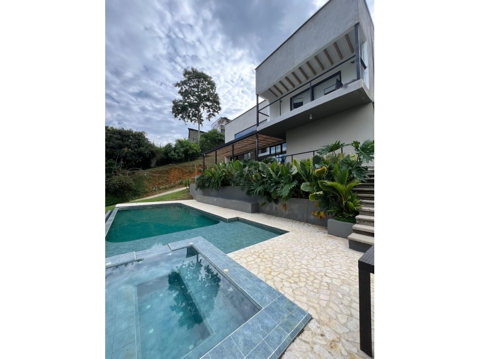 FINCA EN COPACABANA - EL NORAL — foto 2