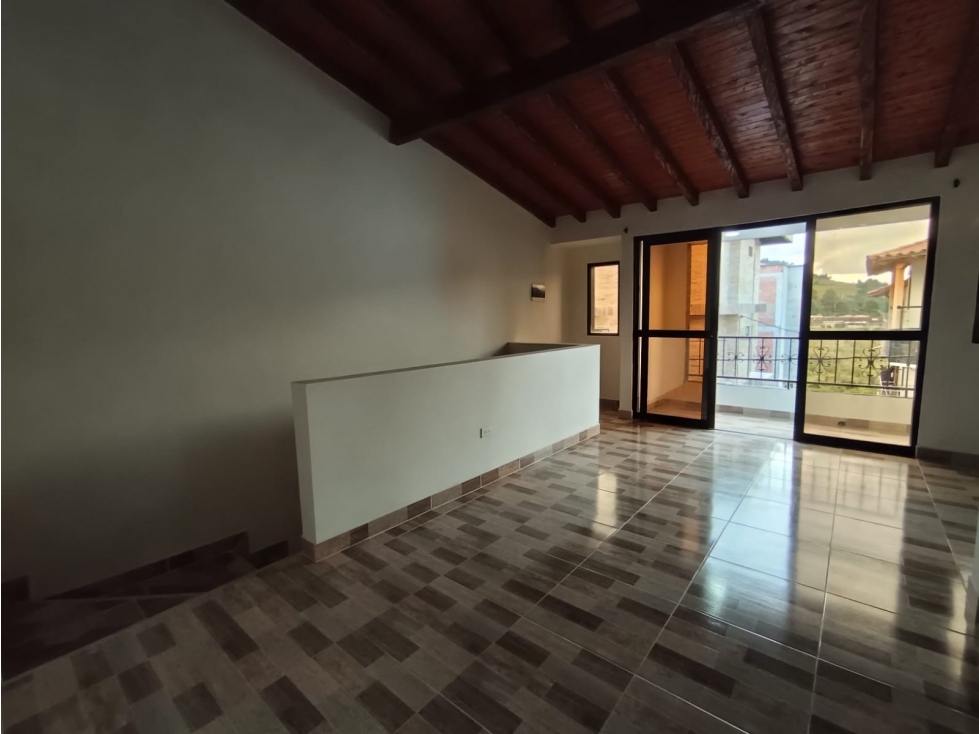 Arriendo Apartamento Barrio Santa Ana El Carmen de Viboral — foto 2