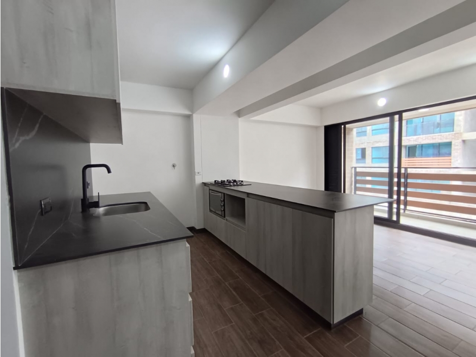 Arriendo Apartamento Unidad Retiro Club — foto 2