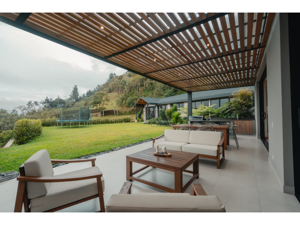 Vendo Casa Parcelación Montana El Retiro Antioquia — foto 3
