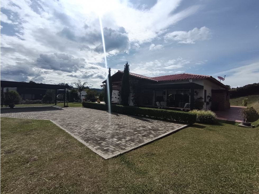 Vendo Arriendo Casa Campestre Parcelación Asturias — foto 2