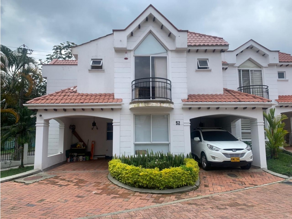 VENDO CASA EN ARMENIA CONJUNTO CERRADO AL NORTE DE LA CIUDAD