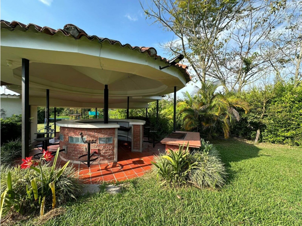 VENDO CHALET MONTENEGRO
