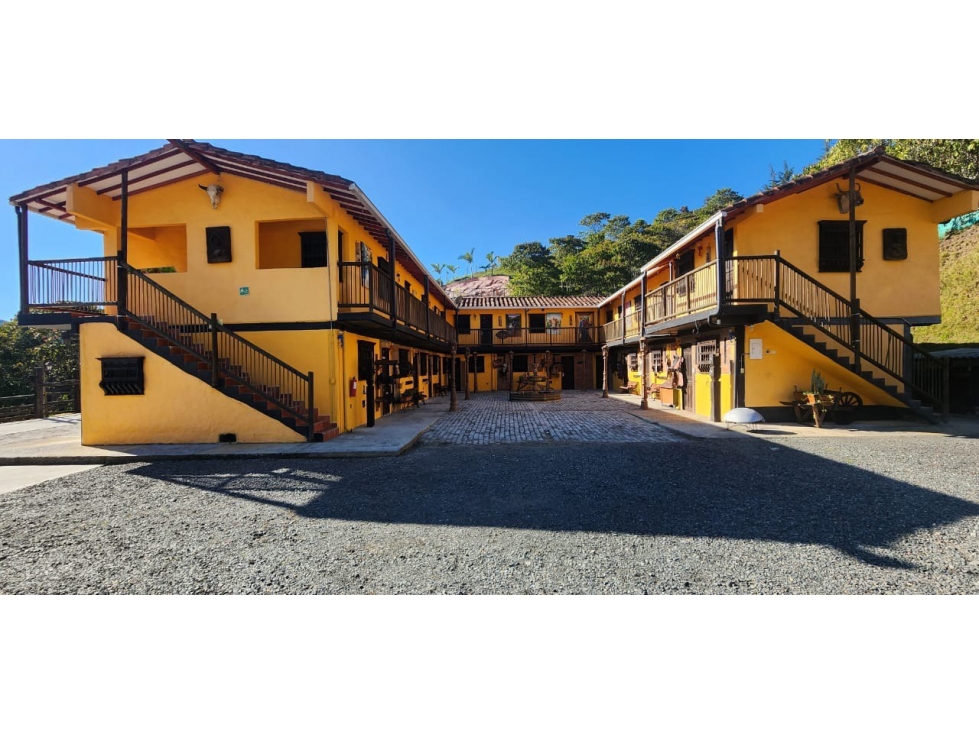 VENDO HOTEL EN EL PEÑOL ANTIOQUIA - 3