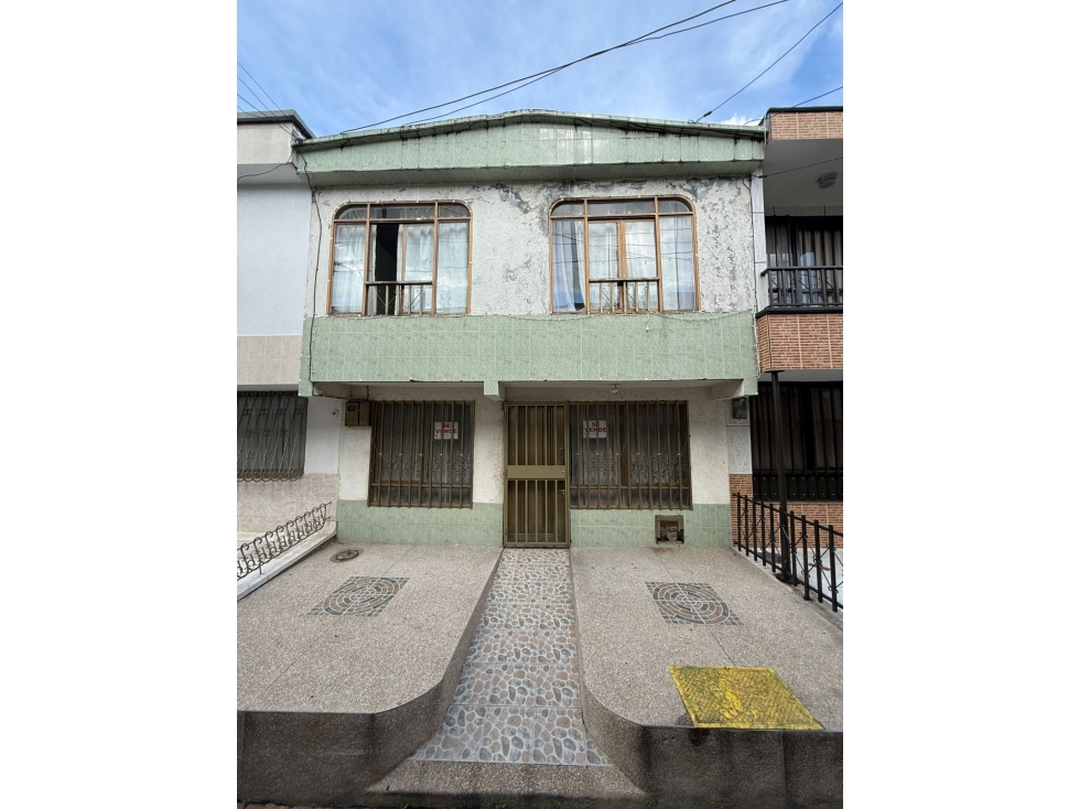 VENDO CASA SUR DE ARMENIA