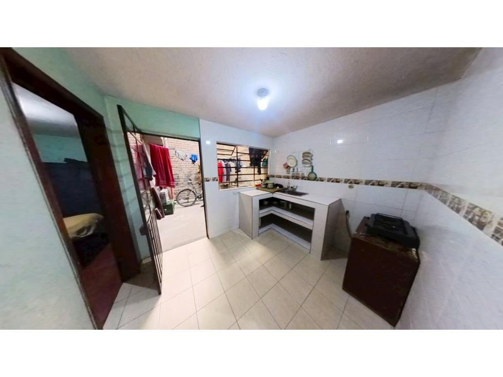 Venta Casa, Kenendy, Patio Bonito — foto 4