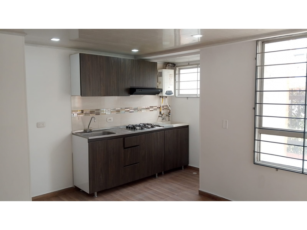 Venta Apartamento, El Vergel Oriental, Kennedy — foto 2