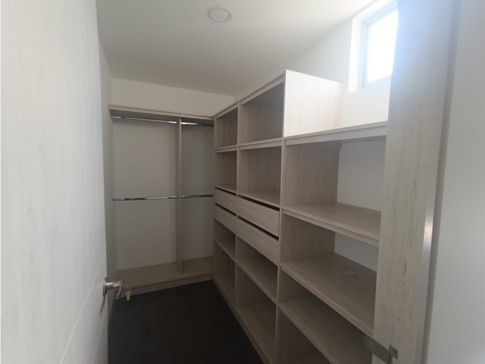 Arriendo apartamento sector Aves maria Sabaneta P7 C7985007 — foto 3