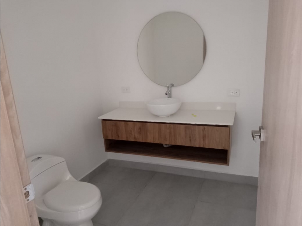 APARTAESTUDIO EN ARRIENDO MEDELLIN
