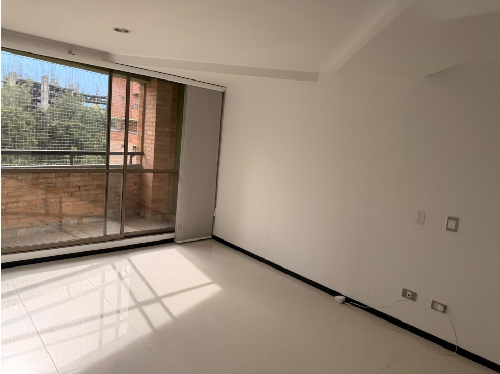 Arriendo Apartamento sabaneta Aves Maria P.10 C.10488328