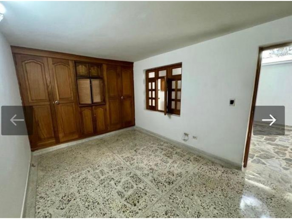 Vendo casa en sabaneta sector bombay P.2 C.6826143 — foto 2