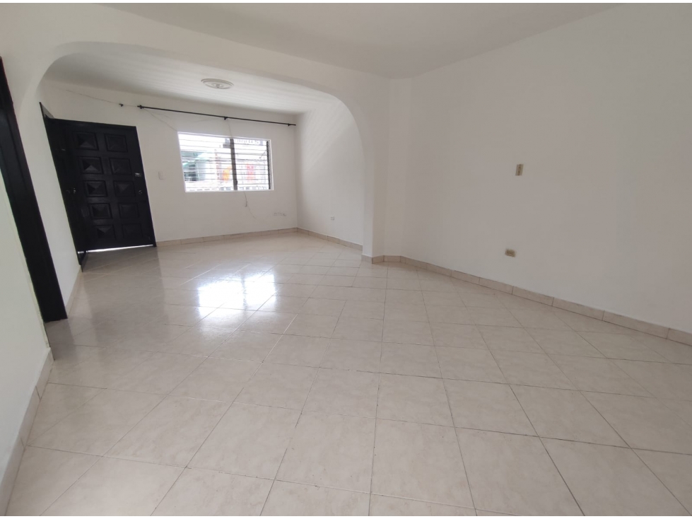 Venta Casa sector Los Naranjos, Itagüí, Antioquia P.2 C.6398187 - 2
