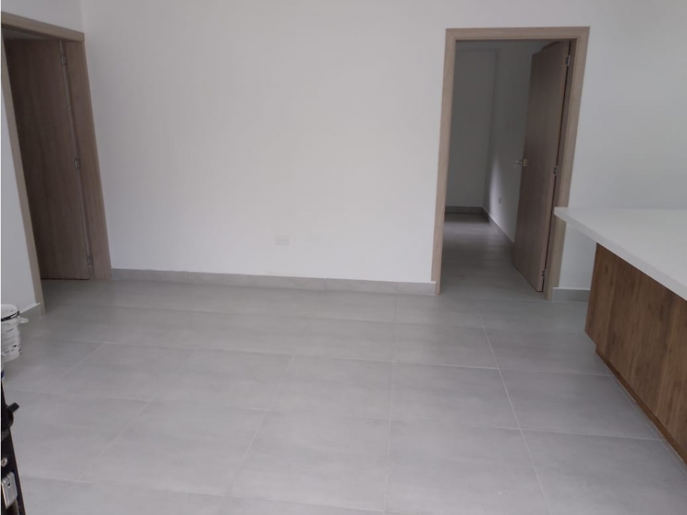 APARTAESTUDIO EN ARRIENDO MEDELLIN — foto 2
