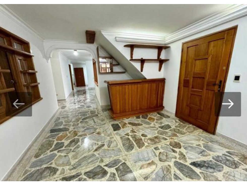 Vendo casa en sabaneta sector bombay P.2 C.6826143