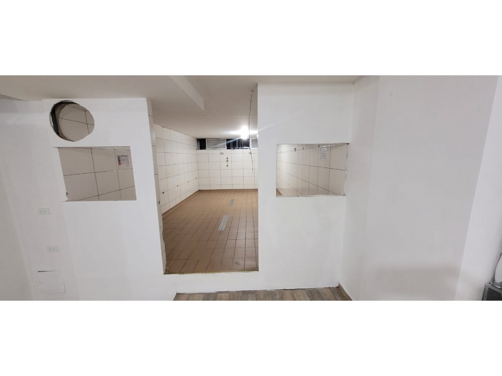 Arrienda oficina local comercial barrio mesa Envigado C.7006930 - 2