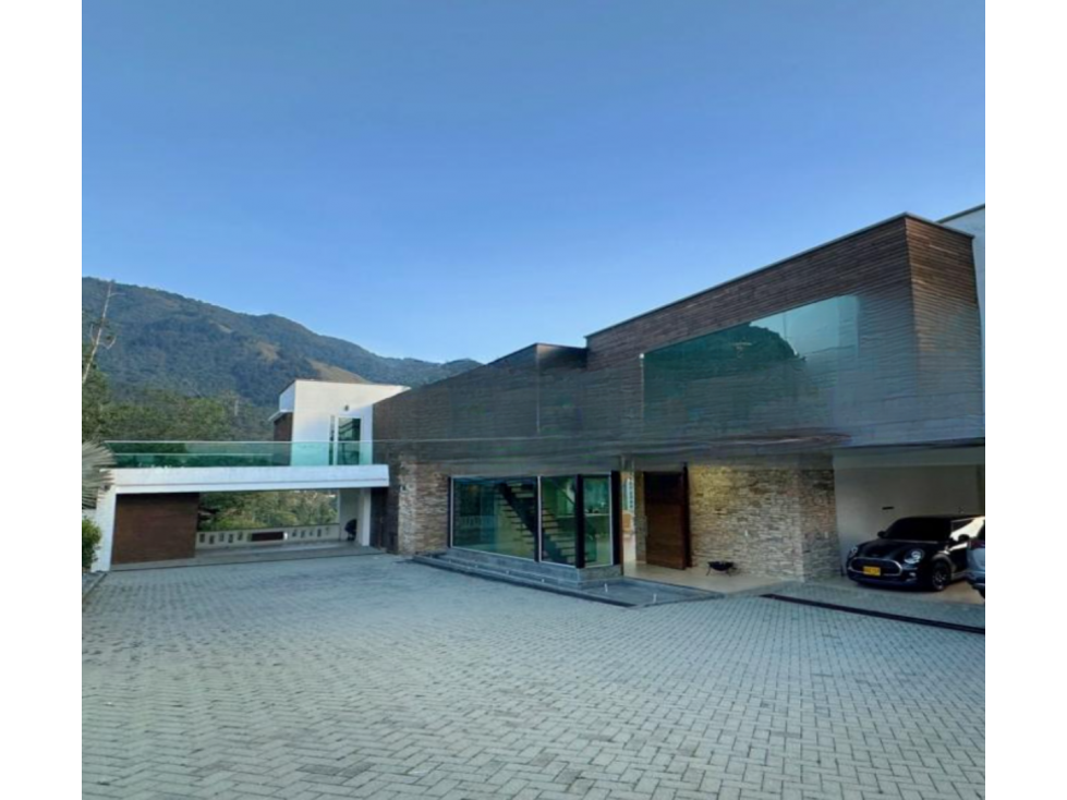 Venta / Arriendo de Casa Poblado Las Palmas Medellín P1 C7523946 — foto 2