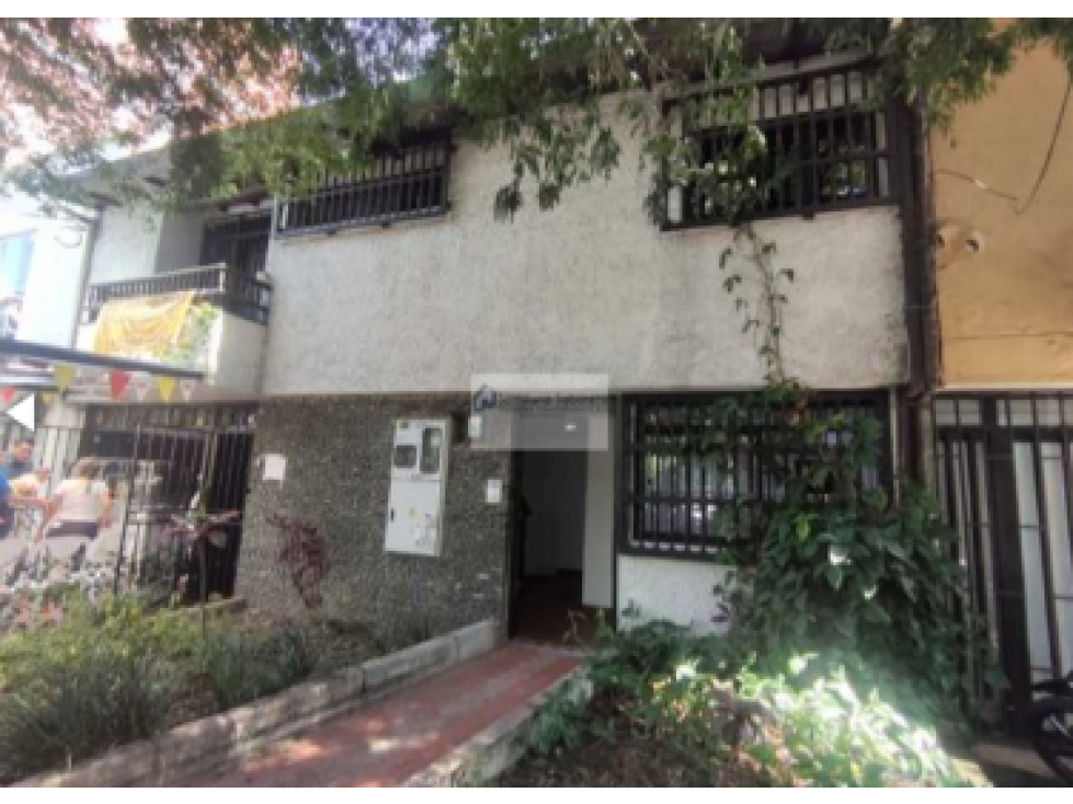 Arriendo oficina estación metro Suramericana Medellín P2 OFICINA 204 C — foto 4