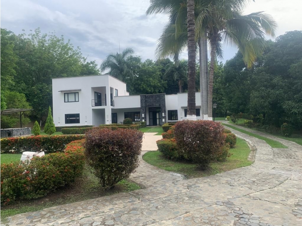 Venta Finca Santafé de Antioquia 2 plantas C7142864