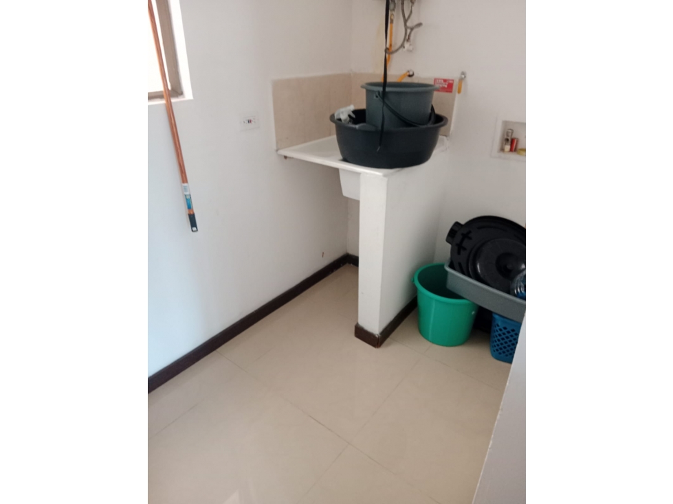 Venta Apartamento Calle Larga Sabaneta P5 C7368228 — foto 2