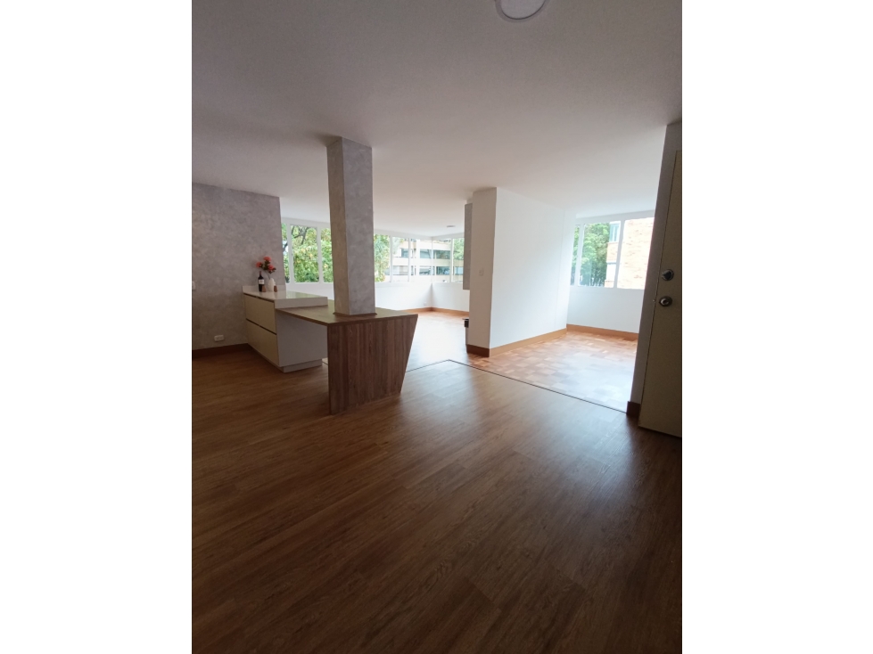 Apartamento en venta El Lago Chapinero Bogotá Remodelado
