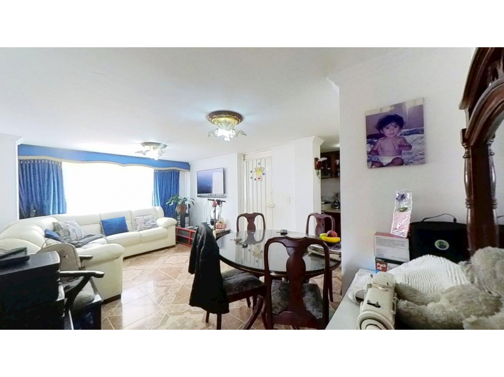 Galileo - Apartamento en Venta en Comuneros, Puente Aranda