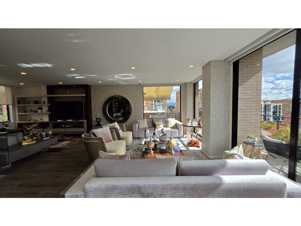 Apartamento dúplex con terraza en venta Bella Suiza Usaquén Bogotá — foto 2