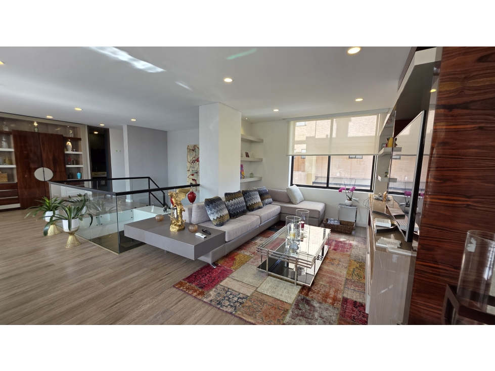Apartamento dúplex con terraza en venta Bella Suiza Usaquén Bogotá — foto 5