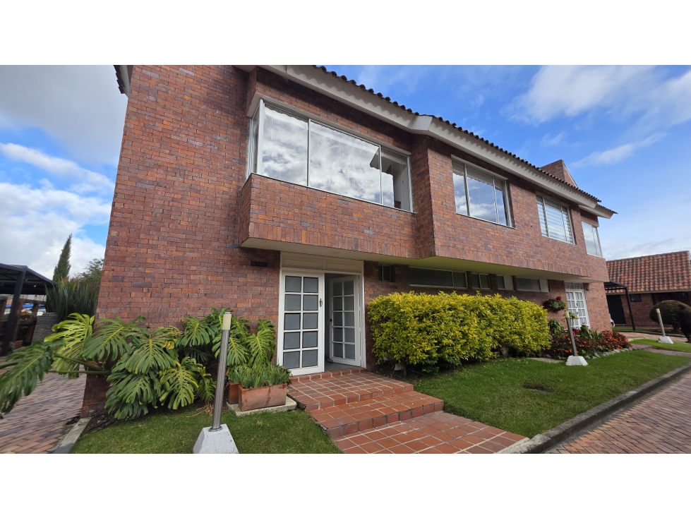 Casa en venta San José de Bavaria Bogotá