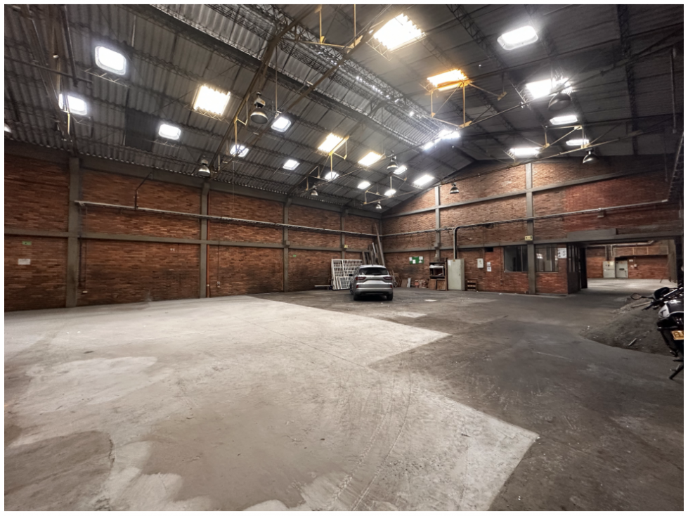 ARRIENDO BODEGA PUENTE ARANDA 1.000 M2 100 KVA - 3